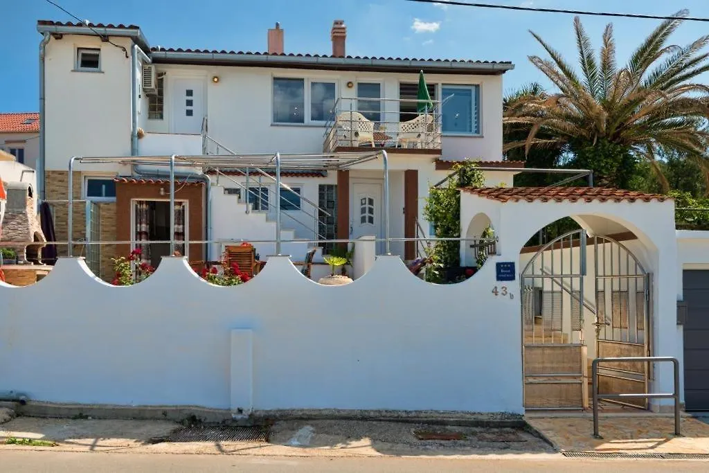 Apartment In Arbanija With Sea View, Terrace, Air Conditioning, Wifi 5138-2 Trogir