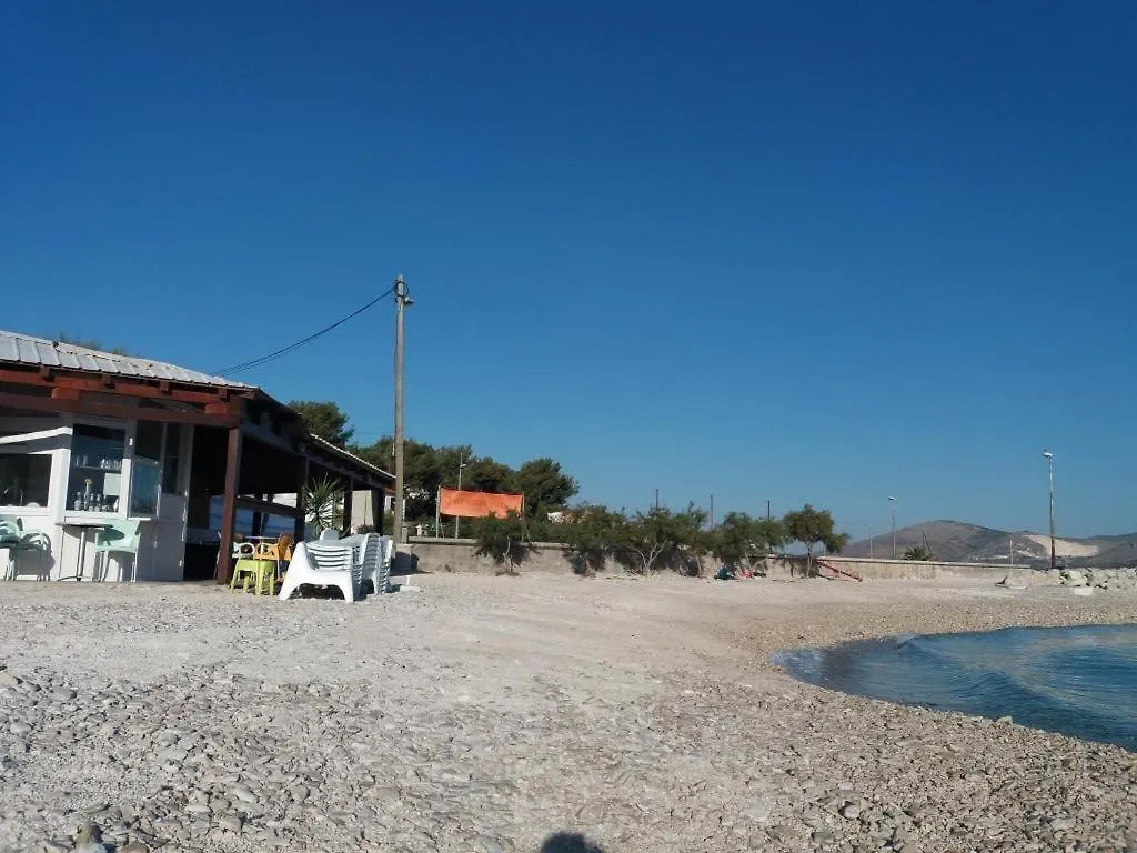 Apartment In Arbanija With Sea View, Terrace, Air Conditioning, Wifi 5138-2 Trogir