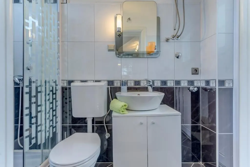 Apartment In Arbanija With Sea View, Terrace, Air Conditioning, Wifi 5138-2 Trogir